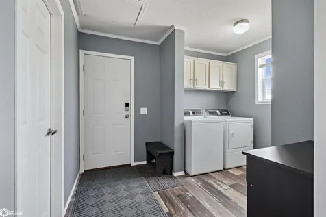2825 New London Road New London IA 52645