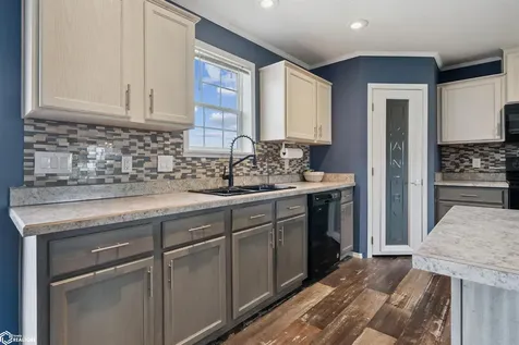 2825 New London Road New London IA 52645