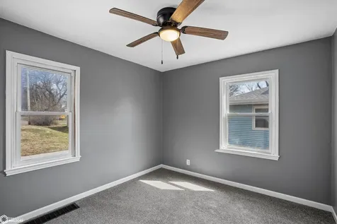 415 College Hill Avenue Oskaloosa IA 52577