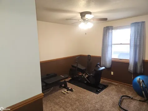 1121 15th Street NE Mason City IA 50401