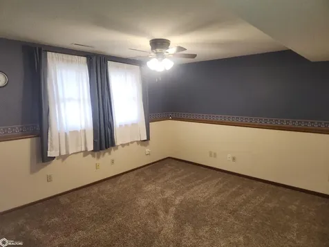 1121 15th Street NE Mason City IA 50401