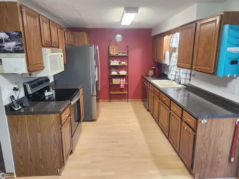 1121 15th Street NE Mason City IA 50401
