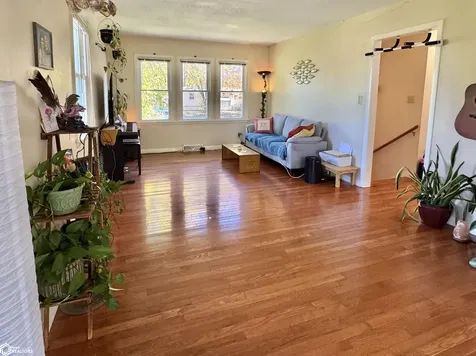 906 N 9th Street Fairfield IA 52556