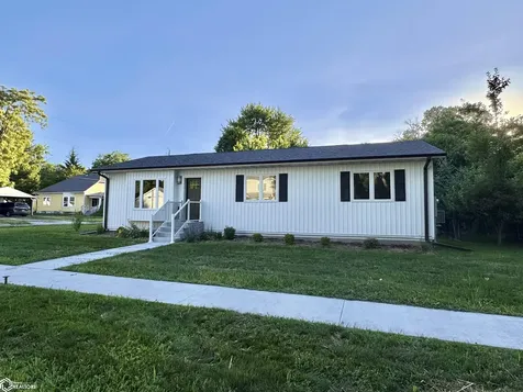 504 S 6th Street Fairfield IA 52556