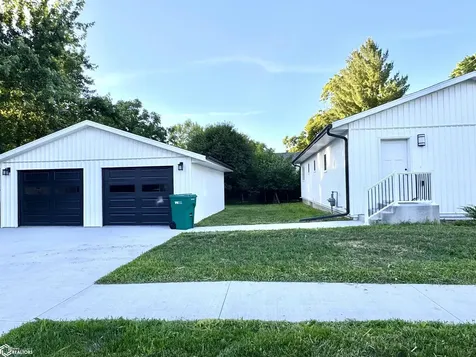 504 S 6th Street Fairfield IA 52556