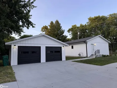 504 S 6th Street Fairfield IA 52556