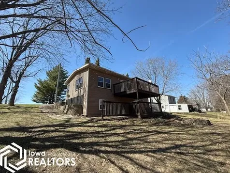 1279 Holiday Lane Brooklyn IA 52211