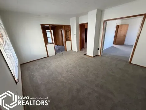 506 E Finley Avenue Ottumwa IA 52501
