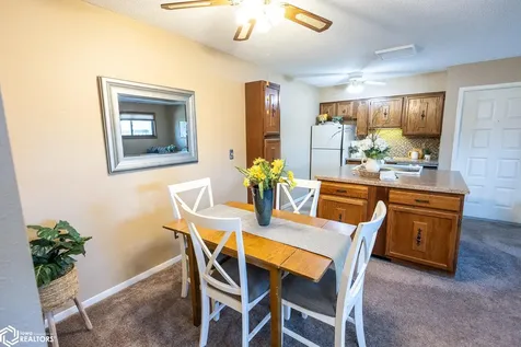 600 #A2 Briarstone Drive Mason City IA 50401