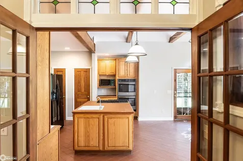 2418 Silverwood Lane Fairfield IA 52556
