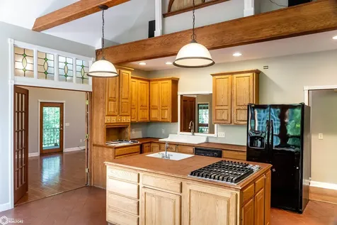 2418 Silverwood Lane Fairfield IA 52556