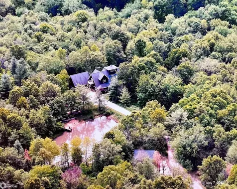 2418 Silverwood Lane Fairfield IA 52556