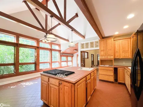 2418 Silverwood Lane Fairfield IA 52556