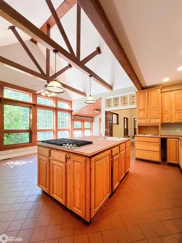 2418 Silverwood Lane Fairfield IA 52556