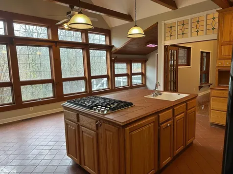 2418 Silverwood Lane Fairfield IA 52556