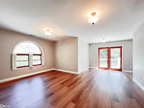 2418 Silverwood Lane Fairfield IA 52556