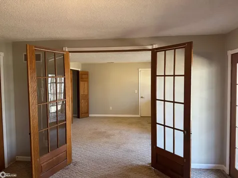 2418 Silverwood Lane Fairfield IA 52556
