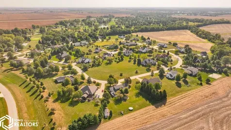 27 Pinehurst Circle Ottumwa IA 52501