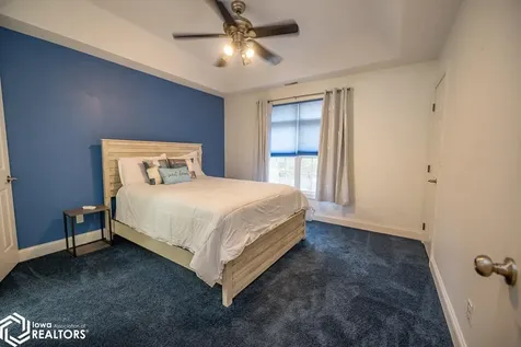 27 Pinehurst Circle Ottumwa IA 52501