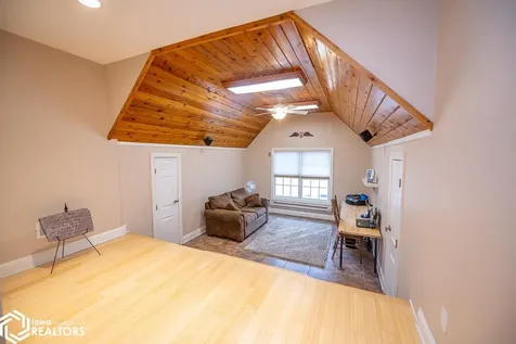 27 Pinehurst Circle Ottumwa IA 52501