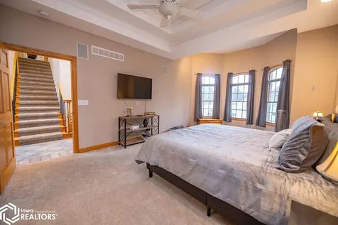 27 Pinehurst Circle Ottumwa IA 52501