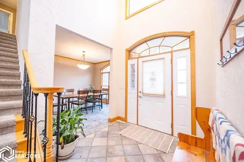 27 Pinehurst Circle Ottumwa IA 52501