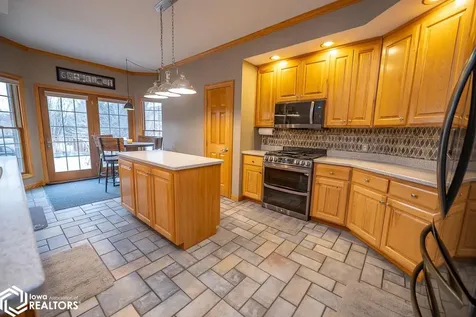 27 Pinehurst Circle Ottumwa IA 52501
