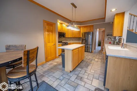 27 Pinehurst Circle Ottumwa IA 52501