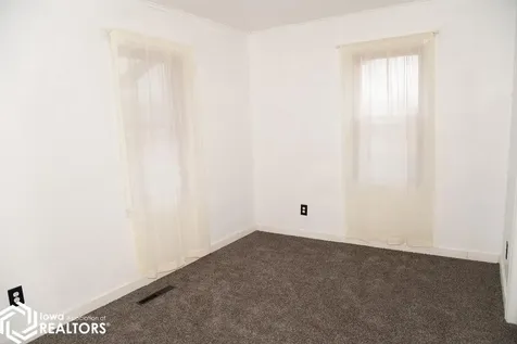 324 Elmdale Avenue Ottumwa IA 52501