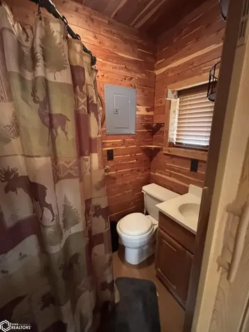 4312 Shady Lane Drive Brooklyn IA 52211