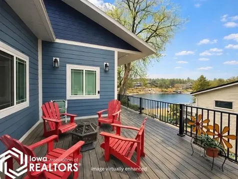 2141 S Lakeshore Drive Brooklyn IA 52211