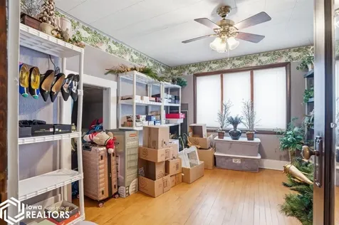 33536 180 Avenue Hedrick IA 52563