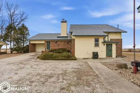 33536 180 Avenue Hedrick IA 52563