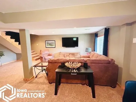 110 Cottage Lane Montezuma IA 50171
