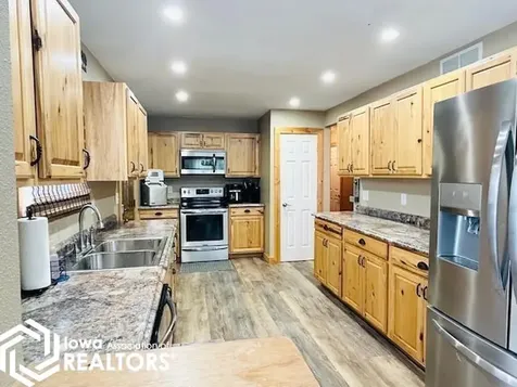 110 Cottage Lane Montezuma IA 50171