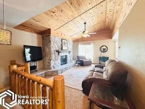110 Cottage Lane Montezuma IA 50171