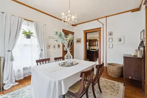 426 East Street Grinnell IA 50112