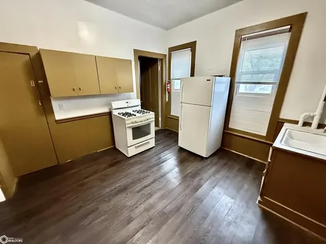 1432 Cleveland Avenue Burlington IA 52601