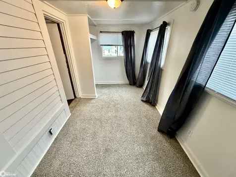 1432 Cleveland Avenue Burlington IA 52601