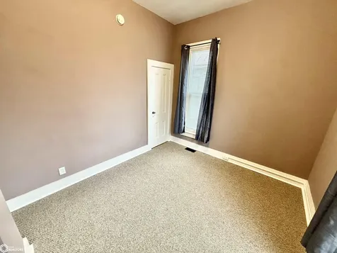 1432 Cleveland Avenue Burlington IA 52601