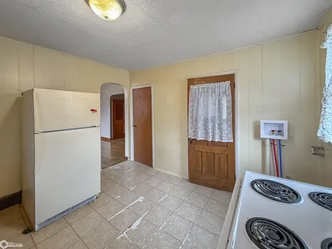 410 1st Street Traer IA 50675
