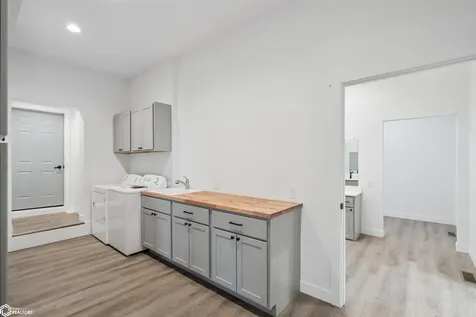109 Cedar Road Montezuma IA 50171