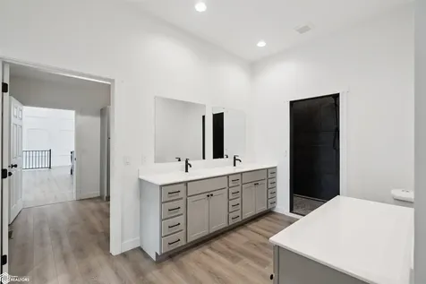 109 Cedar Road Montezuma IA 50171