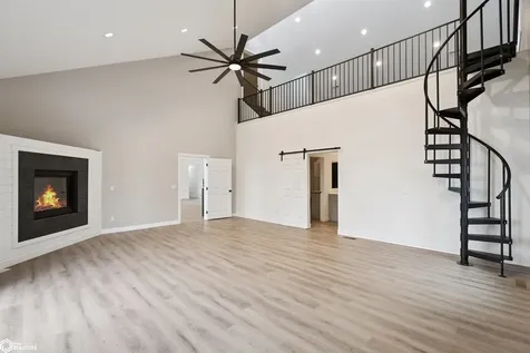 109 Cedar Road Montezuma IA 50171