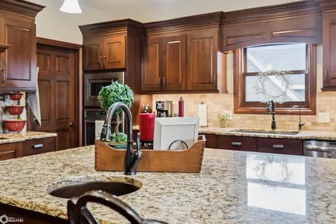 135 Crabtree Road Montezuma IA 50171