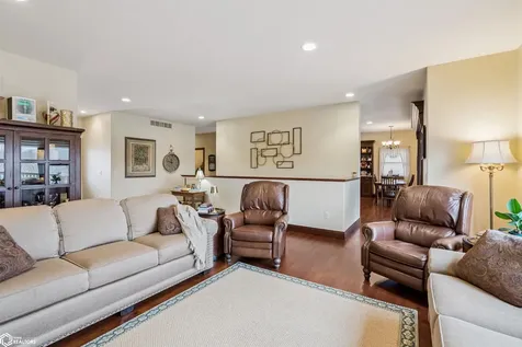 135 Crabtree Road Montezuma IA 50171