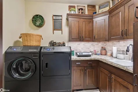 135 Crabtree Road Montezuma IA 50171