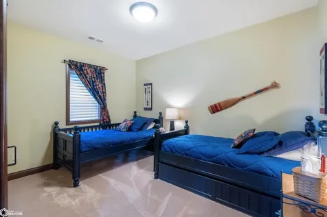 135 Crabtree Road Montezuma IA 50171
