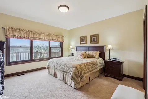 135 Crabtree Road Montezuma IA 50171