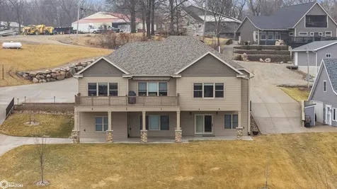 135 Crabtree Road Montezuma IA 50171